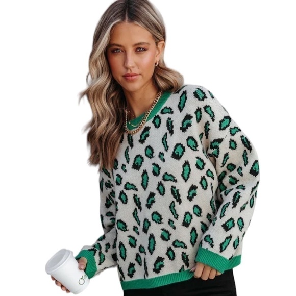 VICI Amazonia Green Leopard Print Sweater large New with tags - Picture 2 of 11